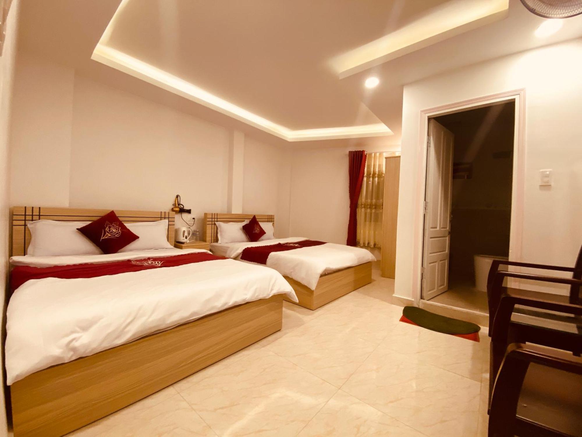 Kieu Trang Hotel Da Lat Esterno foto