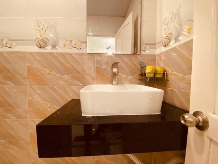 Kieu Trang Hotel Da Lat Esterno foto